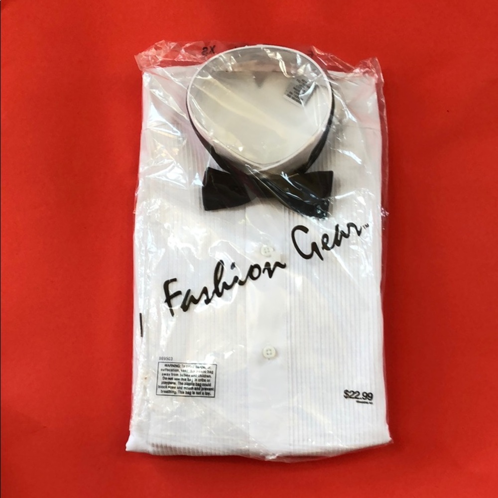 New with tags MENS TUXEDO SHIRT WITH BOWTIE SZ XS